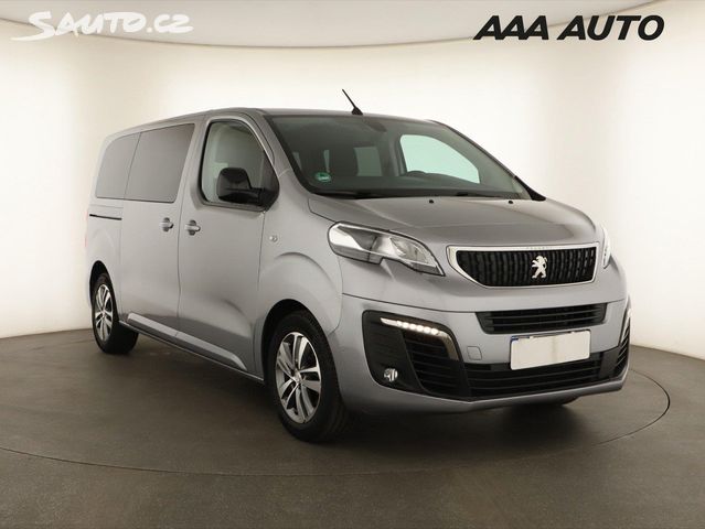 Peugeot Traveller
